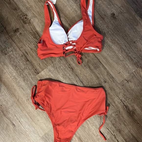 bikini - Picture 2 of 3